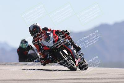 media/Oct-13-2025-Moto Forza (Mon) [[a66d839500]]/3-B Group/Session 4 (Turn 9)/